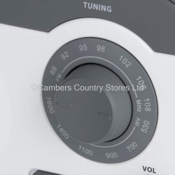 Akai AM/FM Portable Radio With Rechargeable Battery